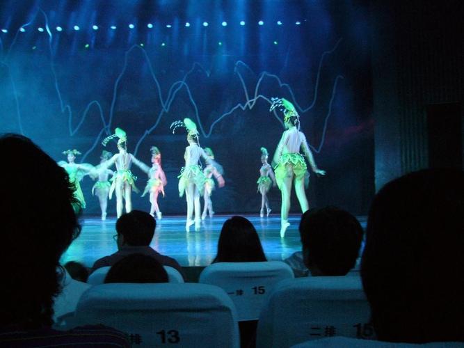 广西桂林本地少数民族风情演出推荐广西歌舞娱乐表演订票攻略
